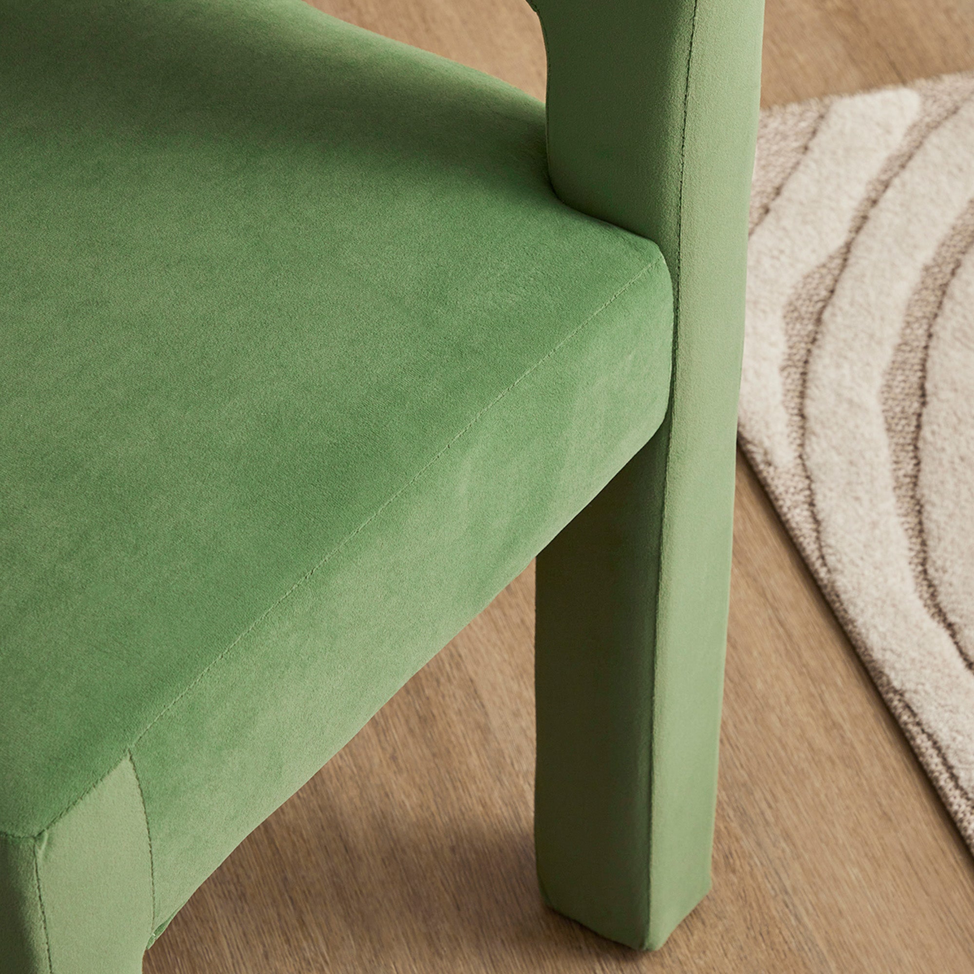 Claude Set of 2 Dining Chairs Green Velvet