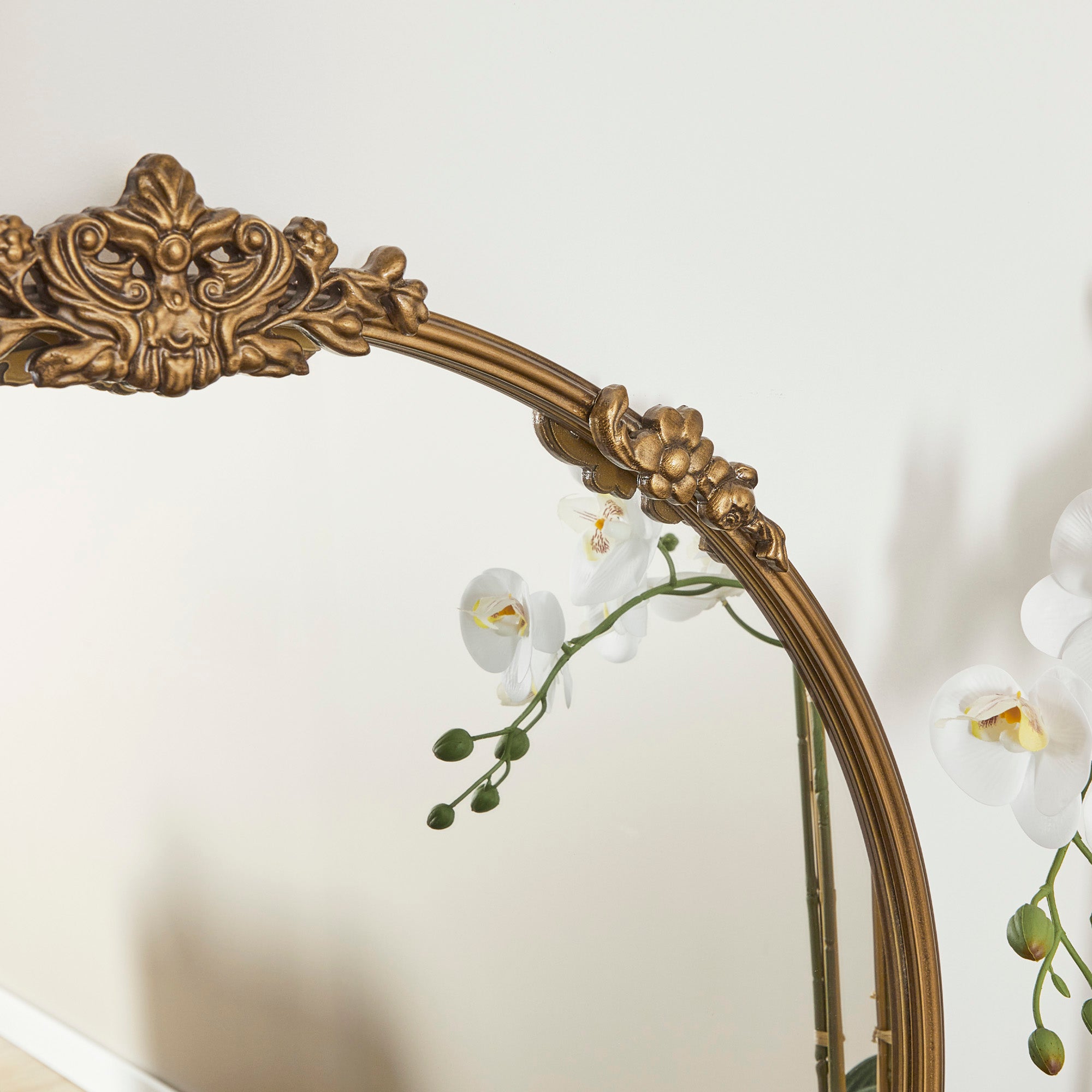 Florence 80cm Baroque Round Mirror Gold