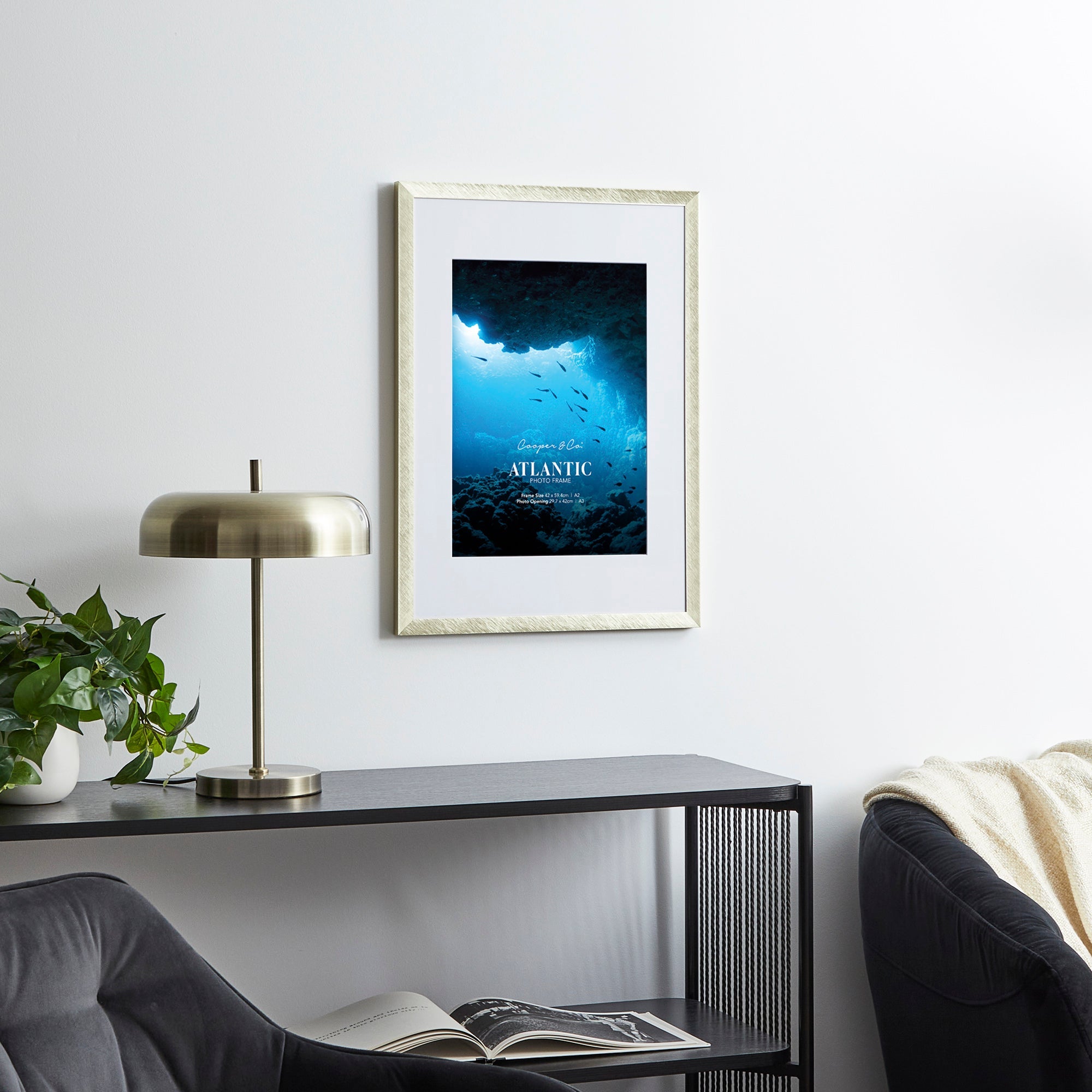 A2 Mat to A3 Boldline Metal Photo Frame