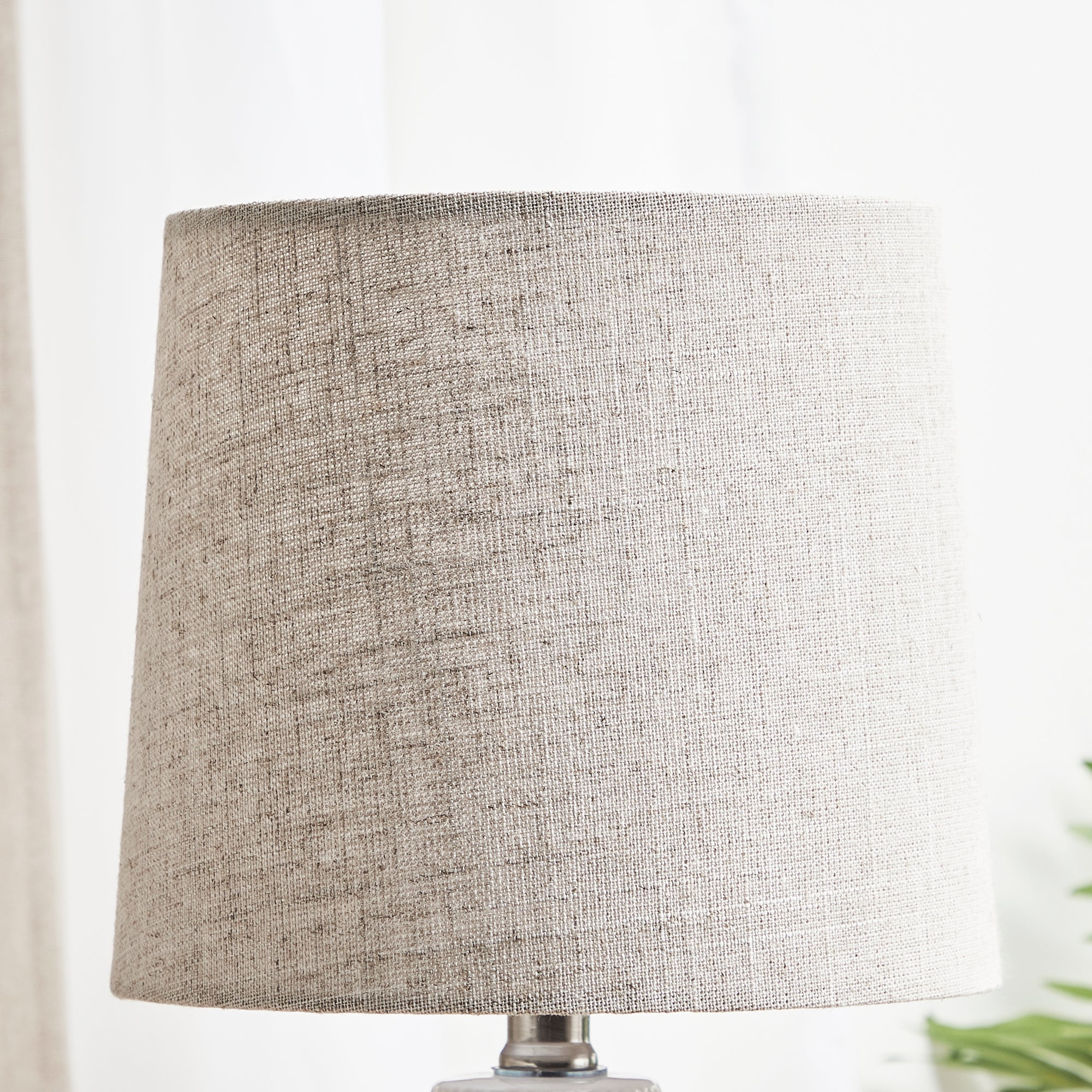 Maze Modern Ceramic Table Lamp White