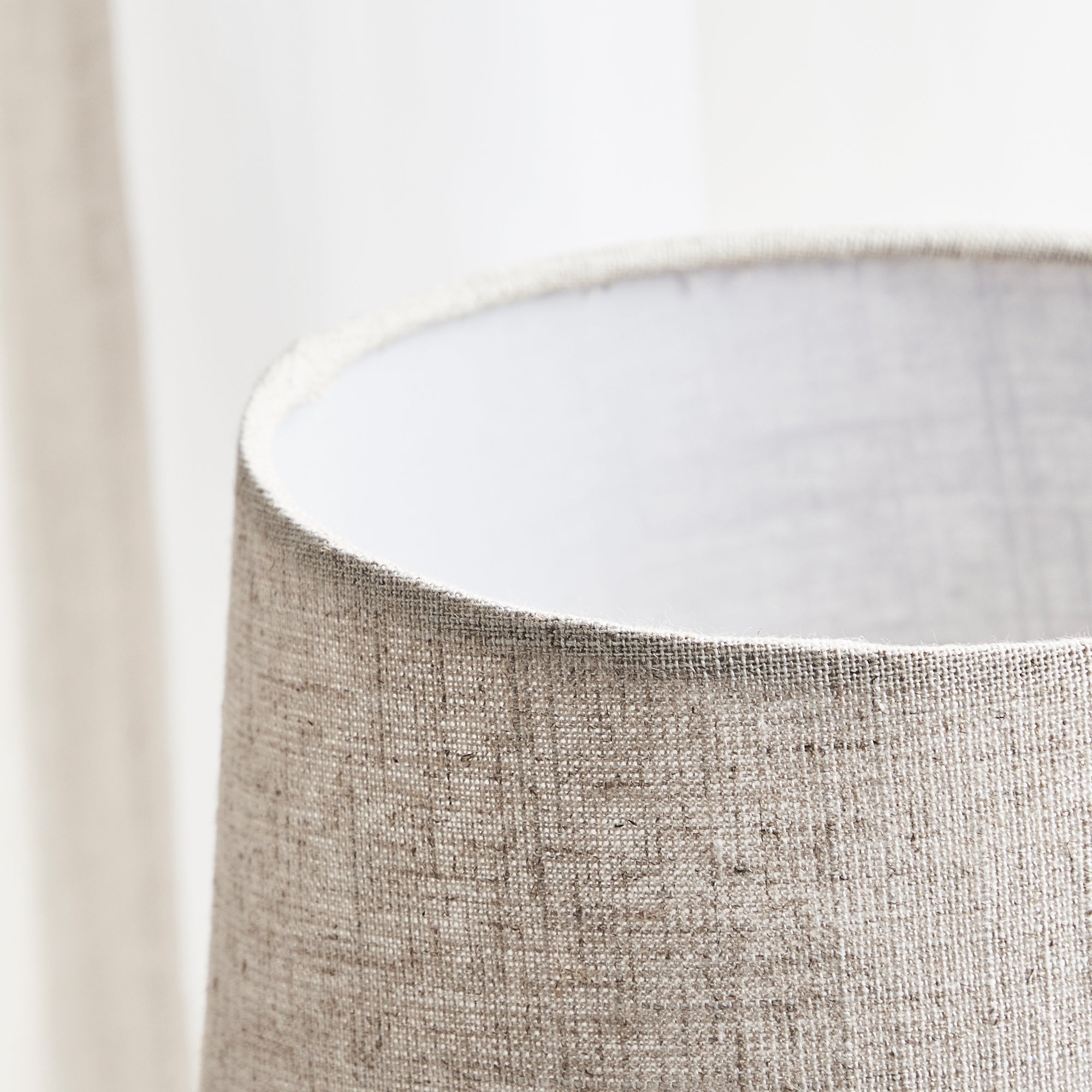 Maze Modern Ceramic Table Lamp White