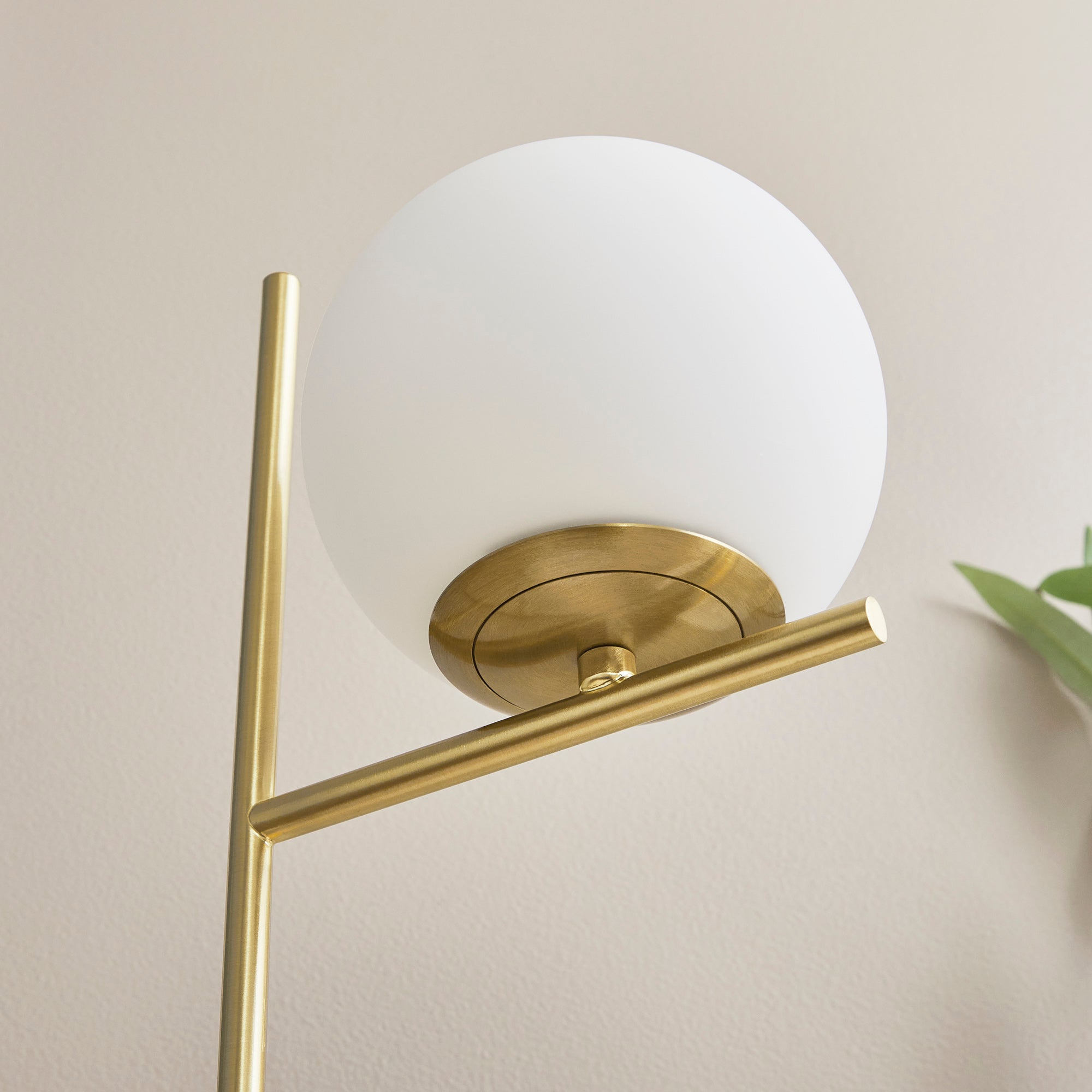 Mateo Table Lamp Gold