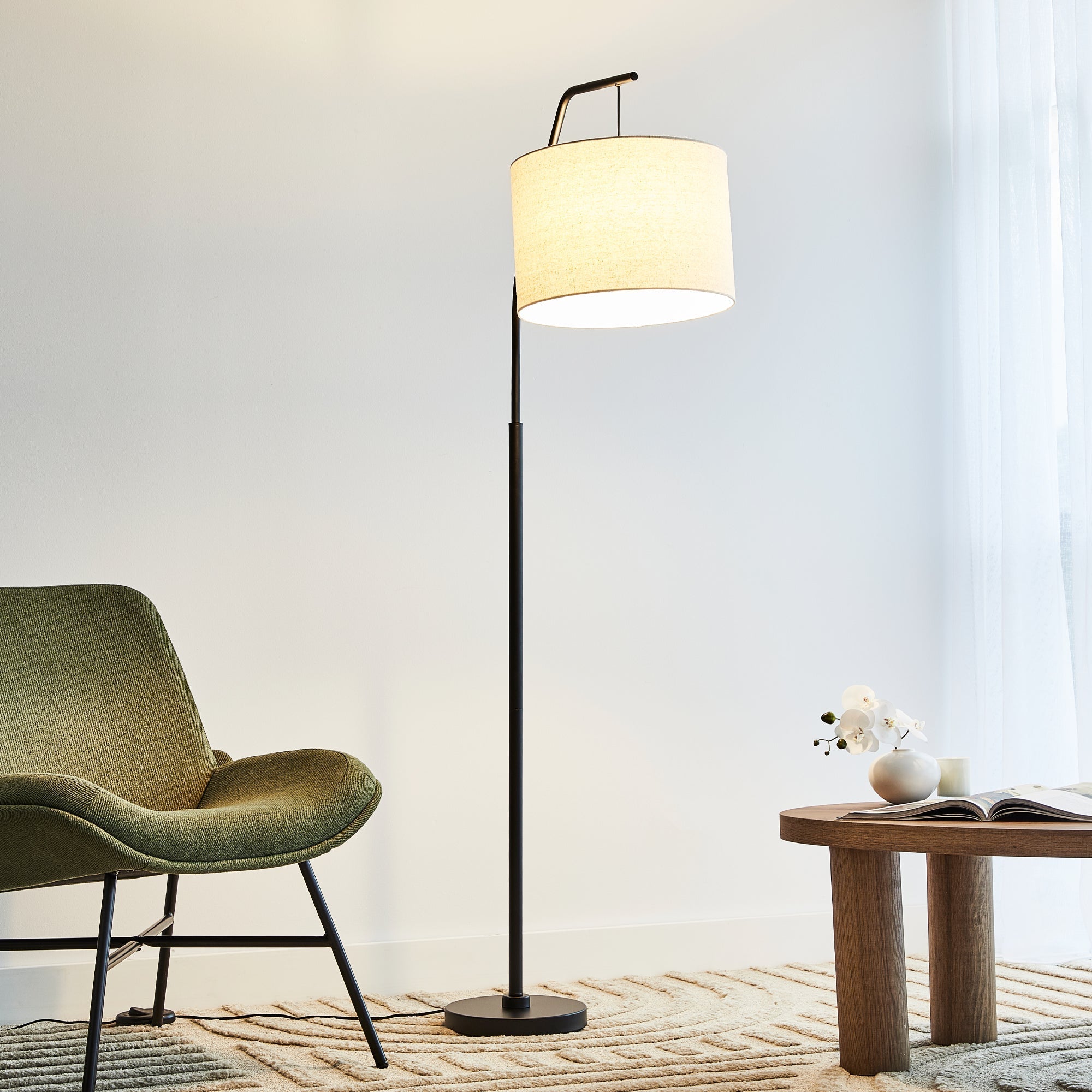 Astrid Hanging Floor Lamp Black