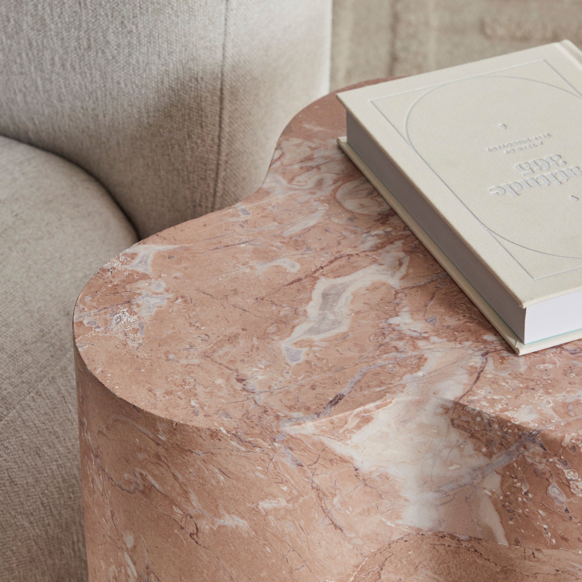 Poppy MgO Side Table Tea Rose Marble Look