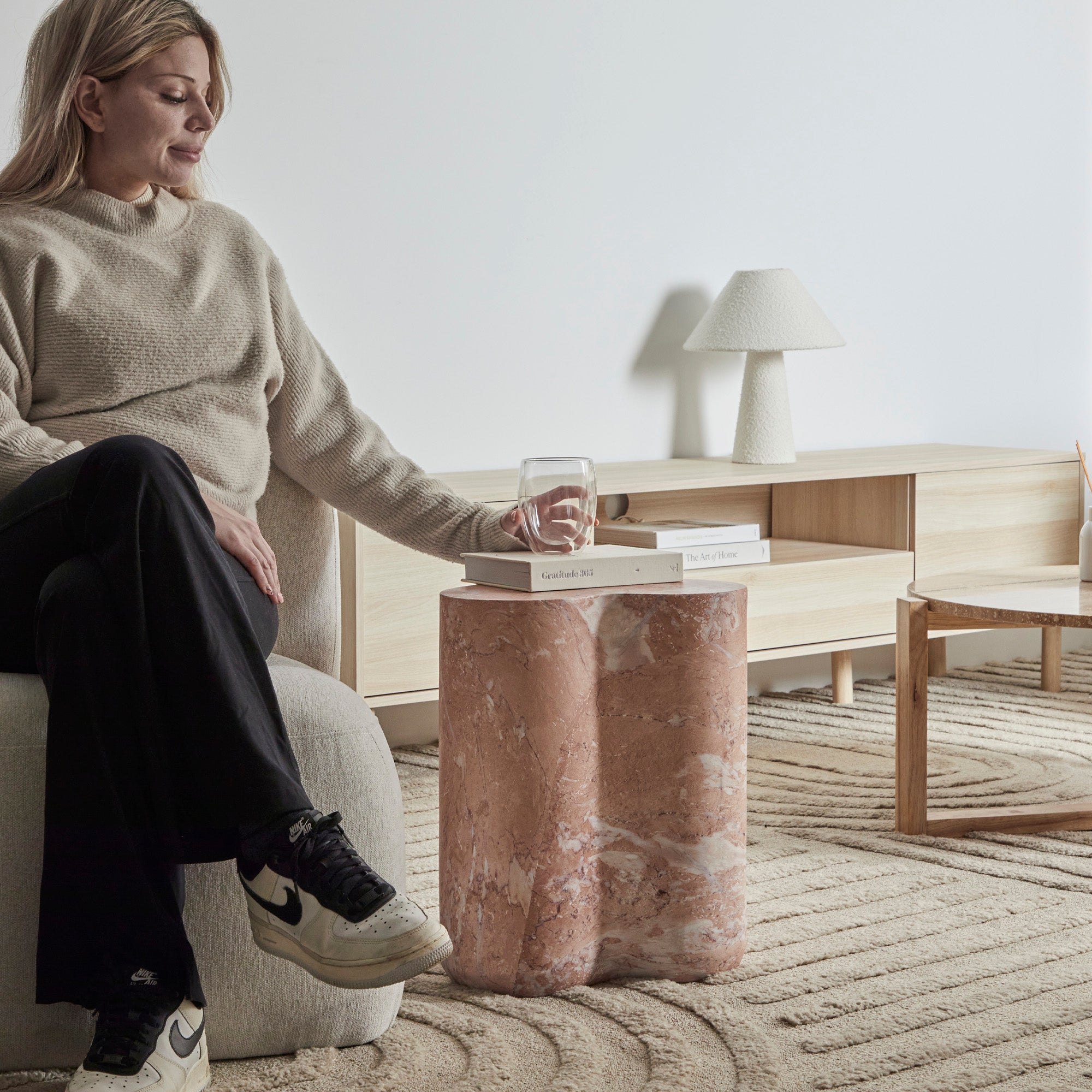 Poppy MgO Side Table Tea Rose Marble Look