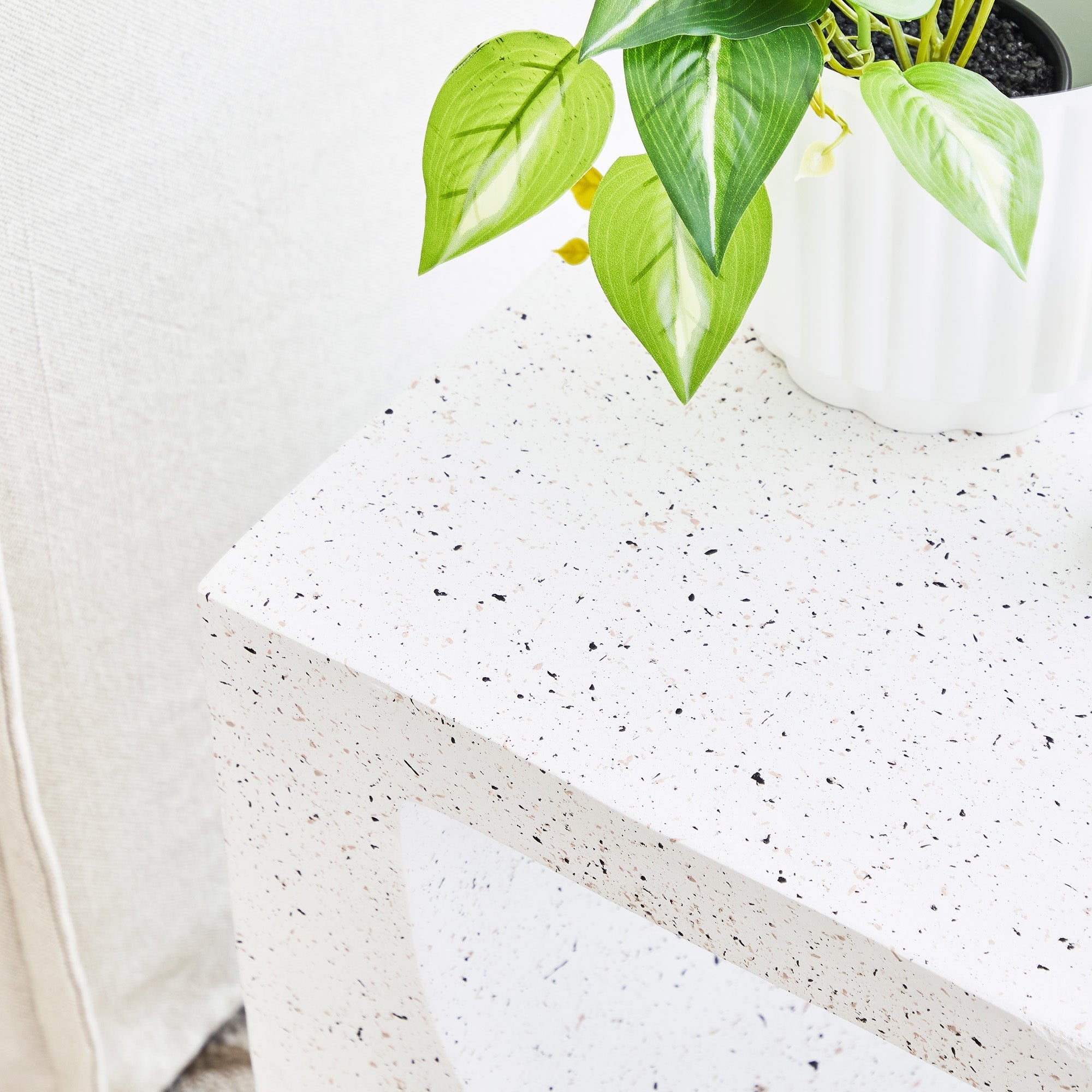 Brasilia MgO Side Table White