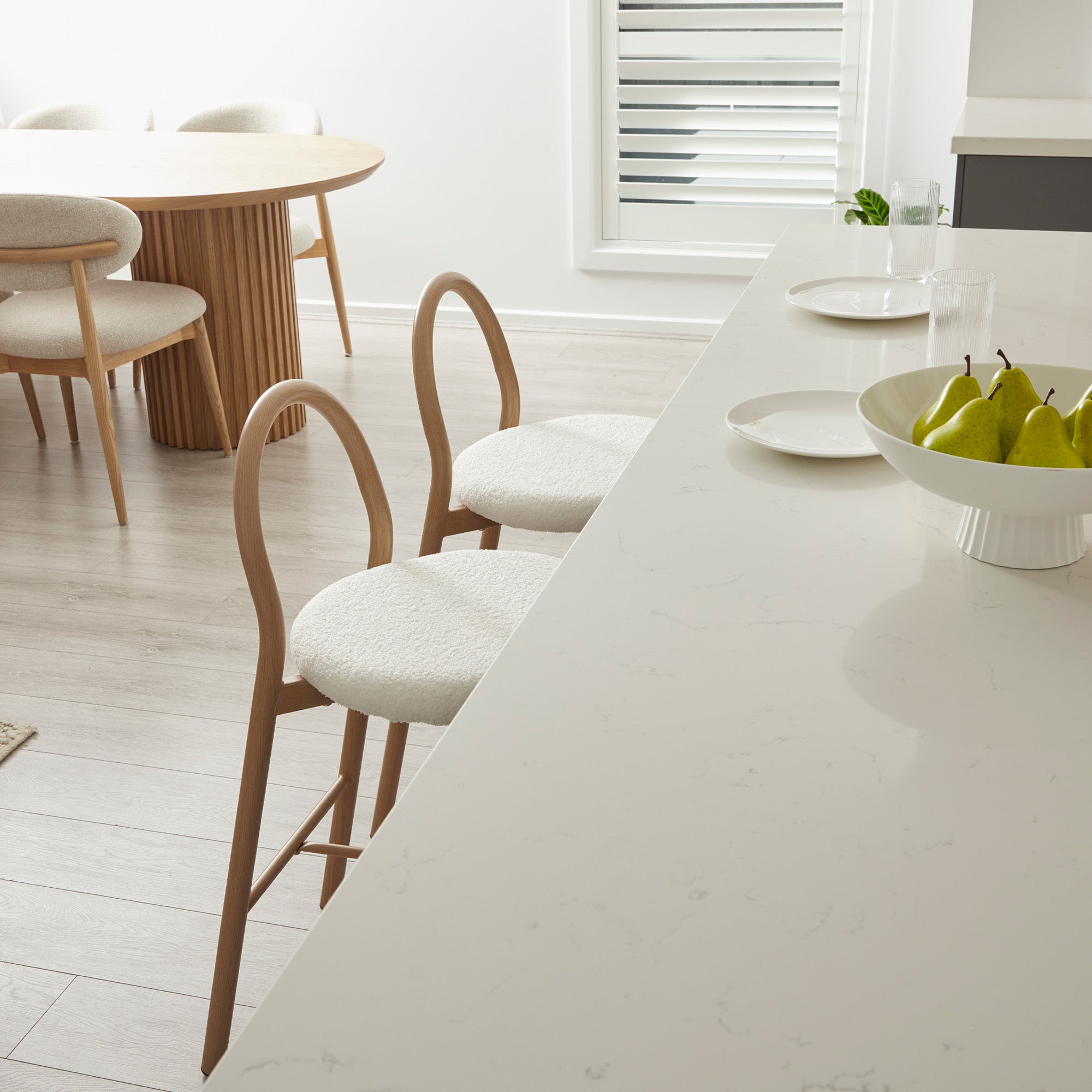 Newport Set of 2 Barstools Cream