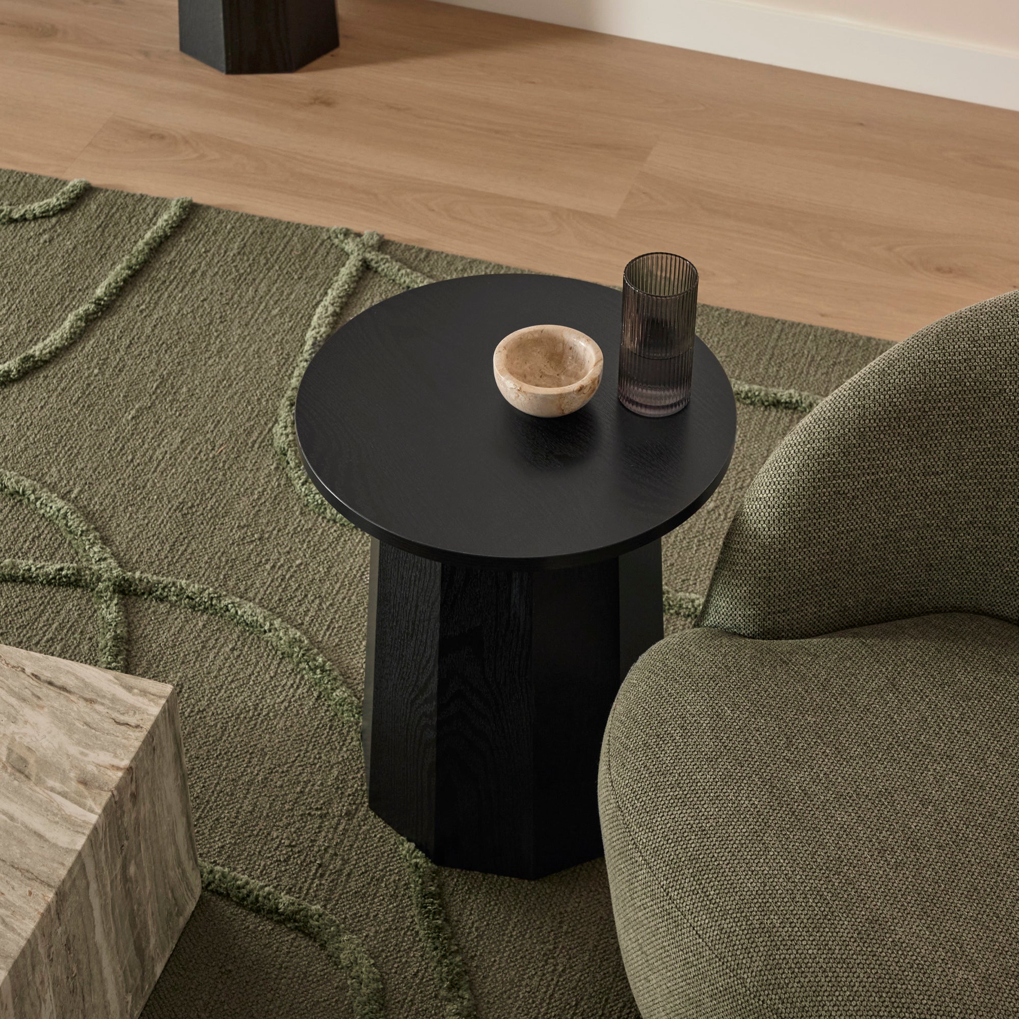Roberto Side Table Black